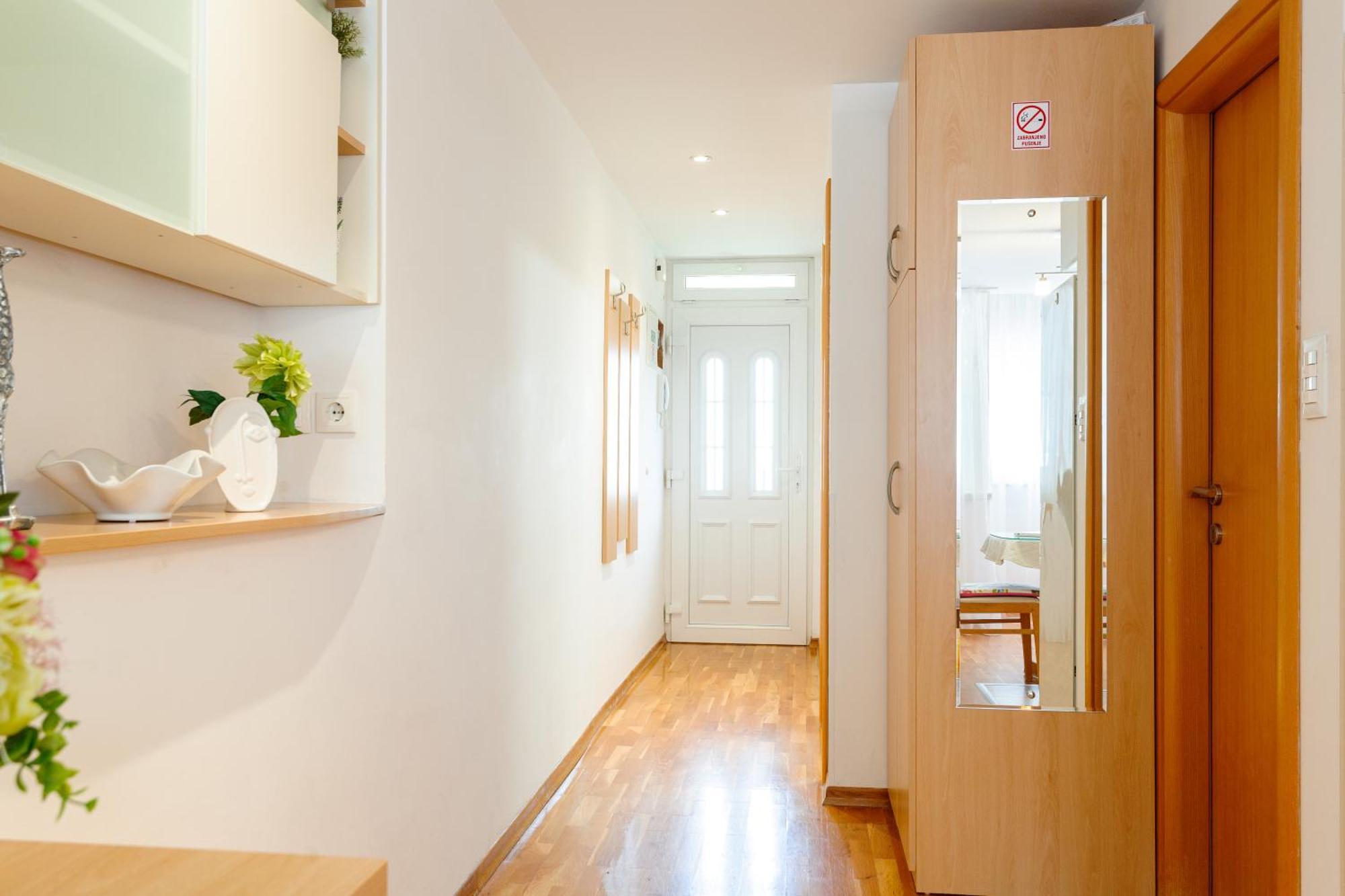 Apartment Marin Сплит Екстериор снимка